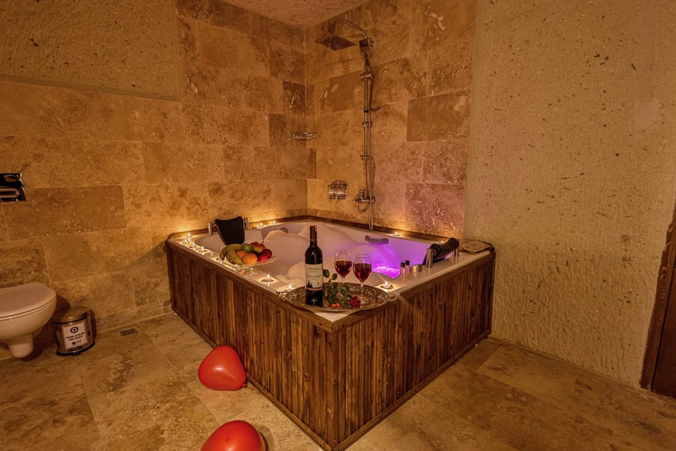 Comfort Room | Bathroom | Hair dryer, towels, soap, shampoo