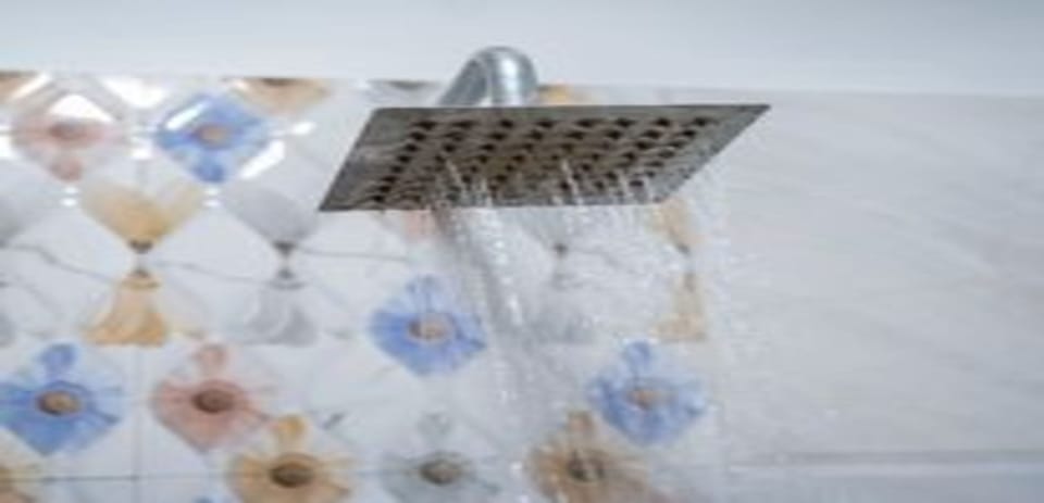 Family Room | Bathroom | Shower, rainfall showerhead, towels, soap