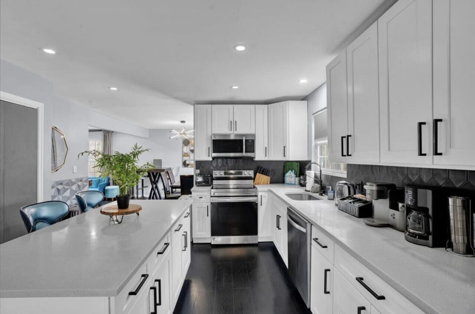 Fully Equipped Kitchen for Easy Cooking