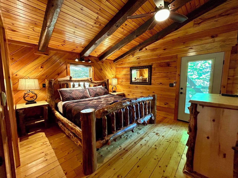 Upstairs bedroom with en suite bathroom.