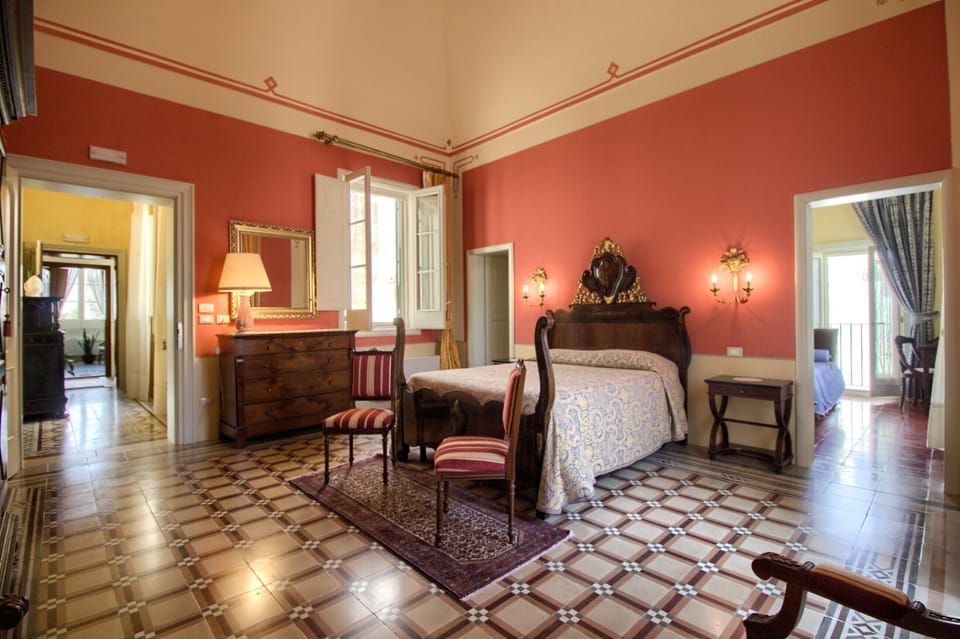 Deluxe Suite | Premium bedding, memory foam beds, individually decorated, desk