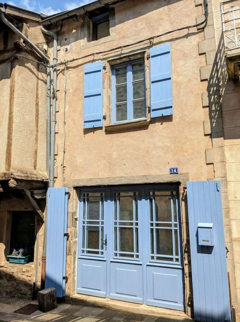 Exterior detail