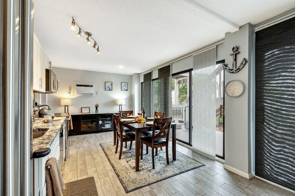 Whether it's a family meal or a gathering of friends, this dining area is perfect for enjoying delicious meals and engaging conversations.
