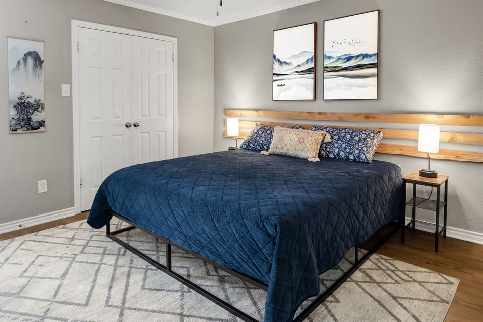 Bedroom - King Bed