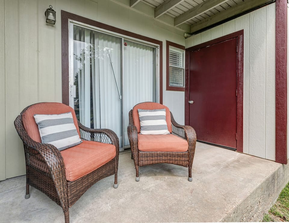 Exterior- Back Porch