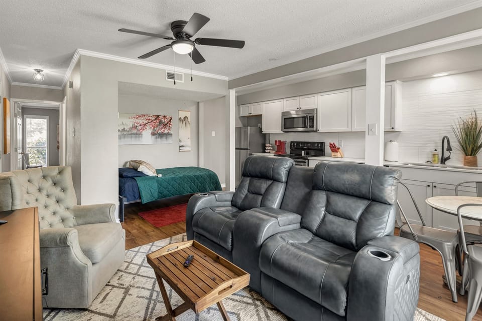 Living room/Kitchen
