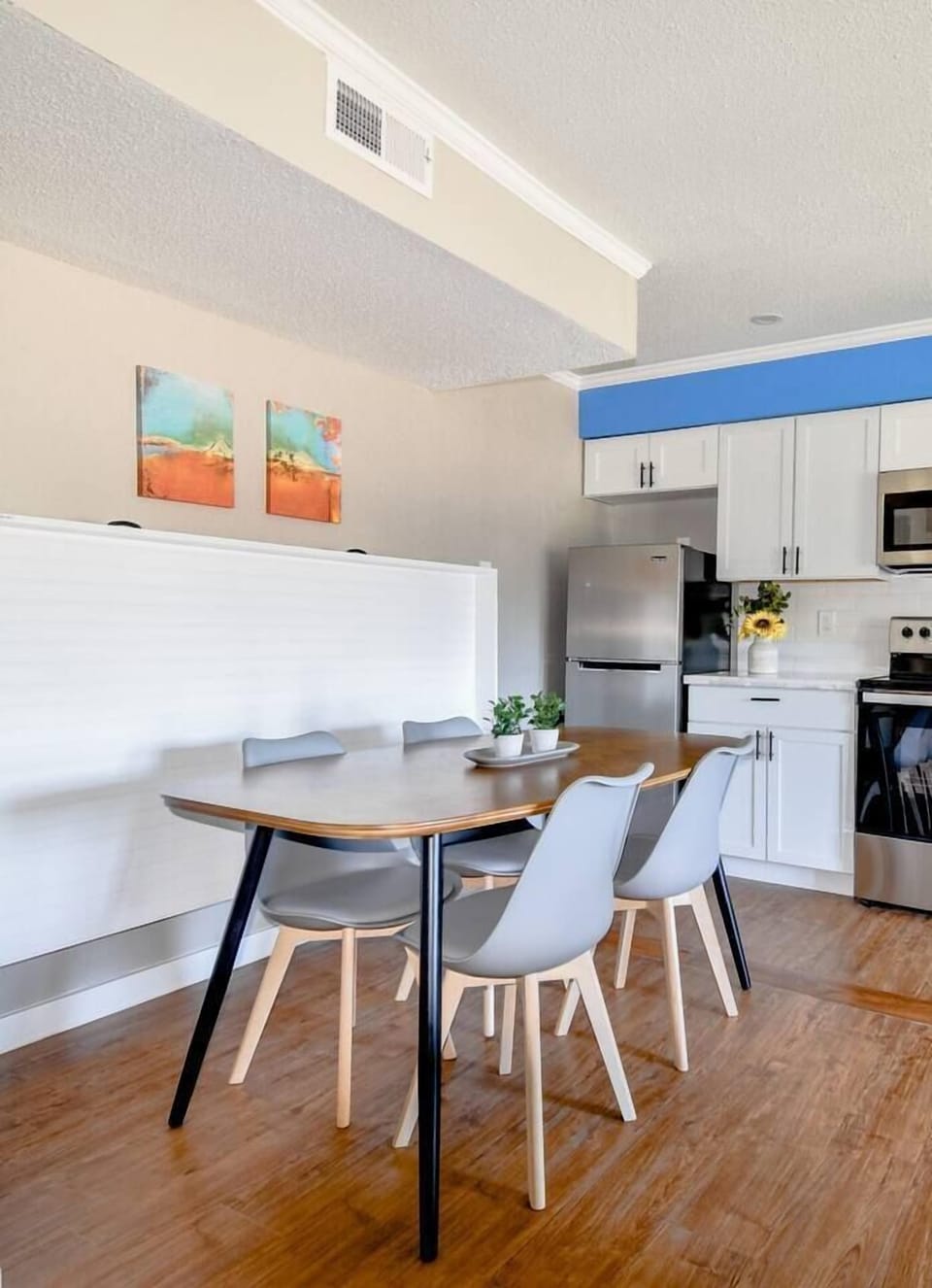 Dining- murphy bed behind