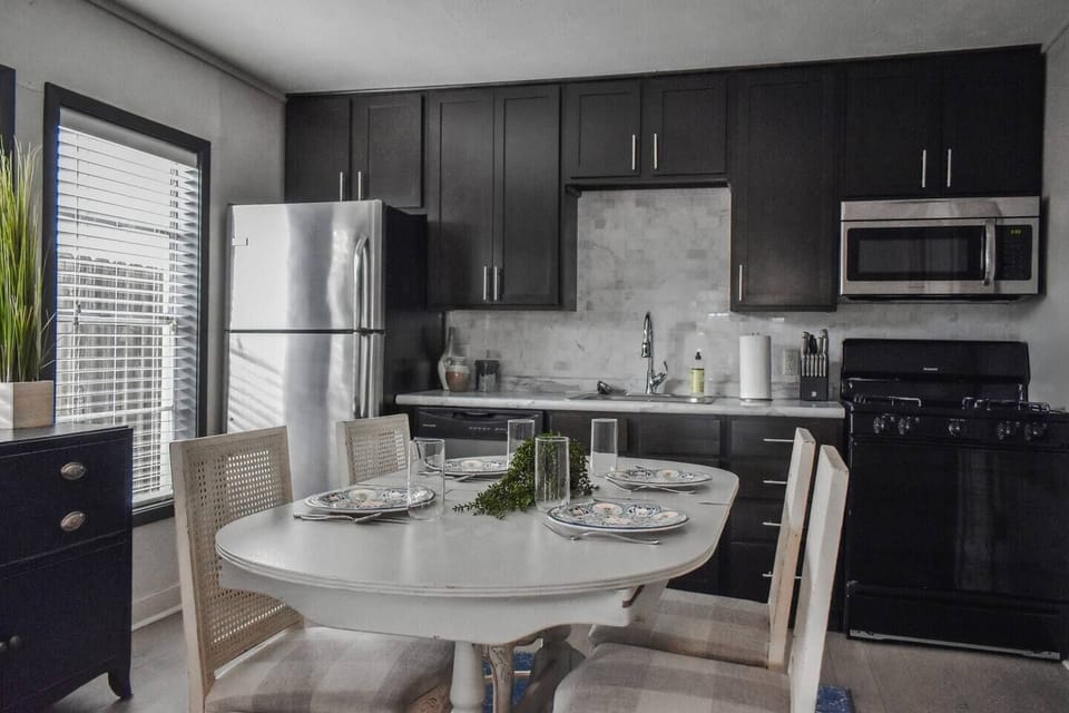 Kitchen/dining area