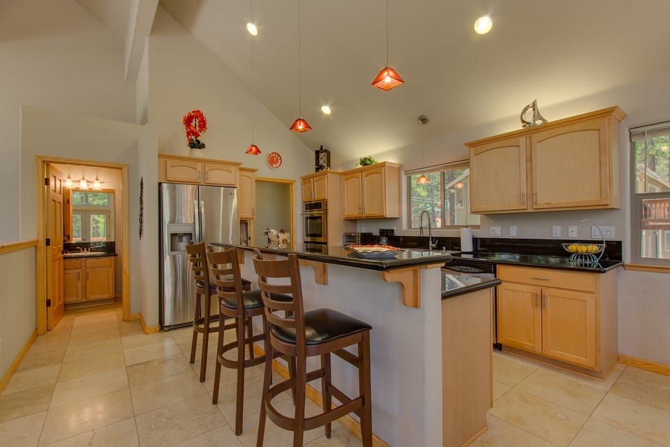Enjoy the easy flow of conversation in your open Kitchen/Dining with bar seating