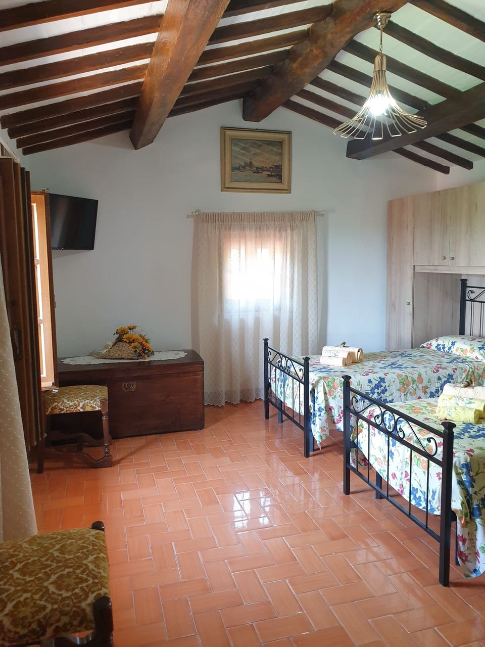 Twin Room | Free WiFi