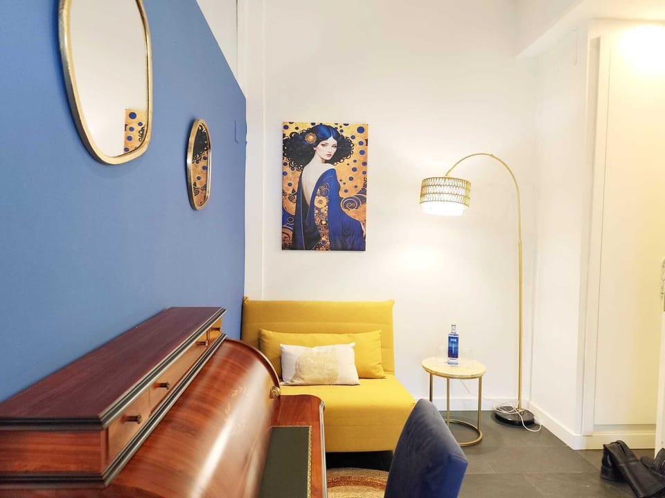 Junior Room | Living area | Smart TV