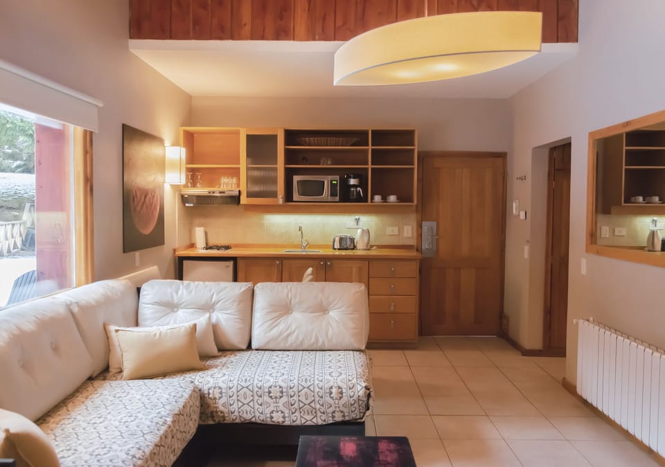 Family Apartment | 1 bedroom, in-room safe, blackout drapes, soundproofing