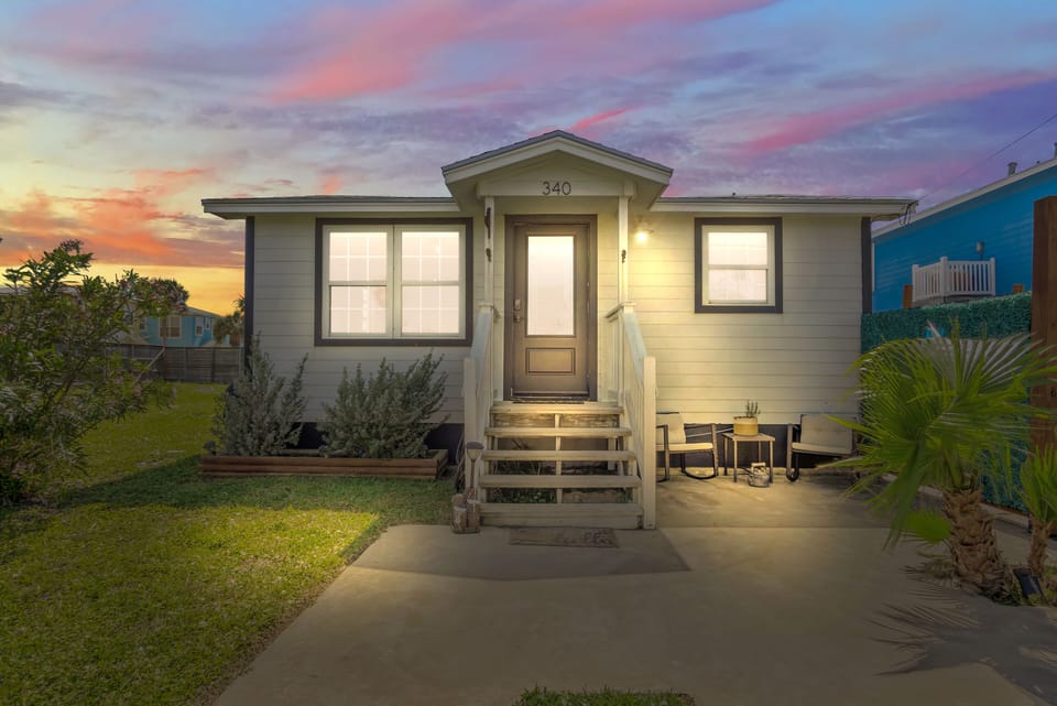 The Cozy Cottage