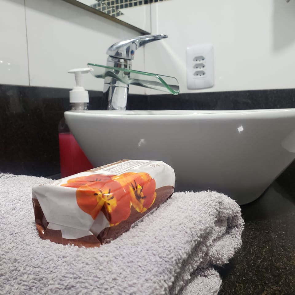 Comfort Room | Bathroom | Shower, towels, toilet paper