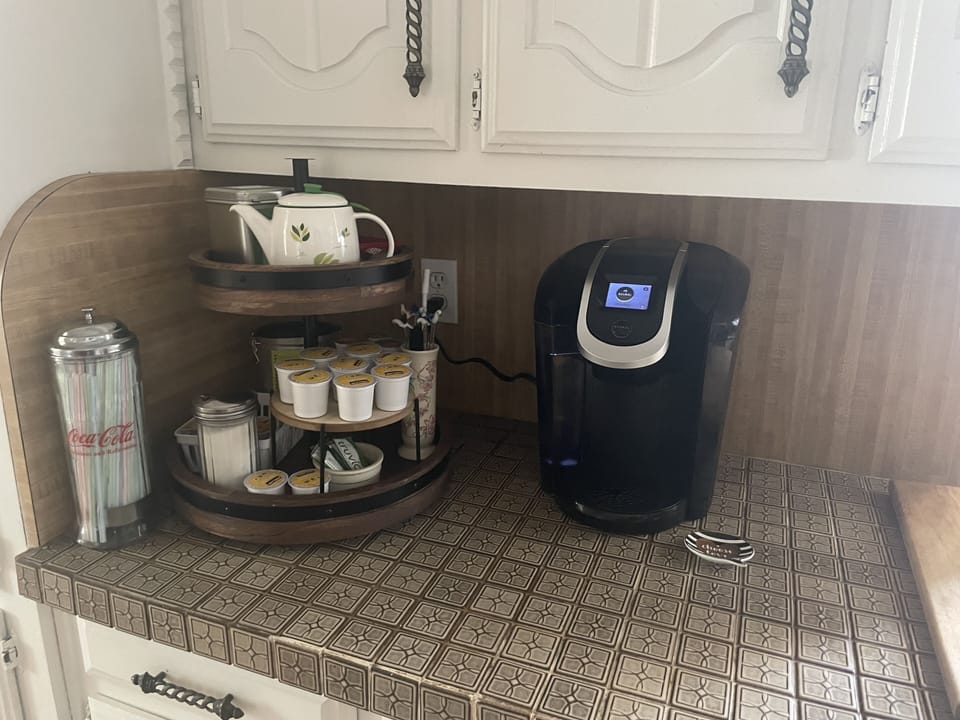 Coffee/tea bar