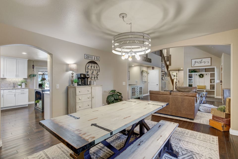 14.	Modern rustic dining room w/spacious dining table, coffee & tea hutch