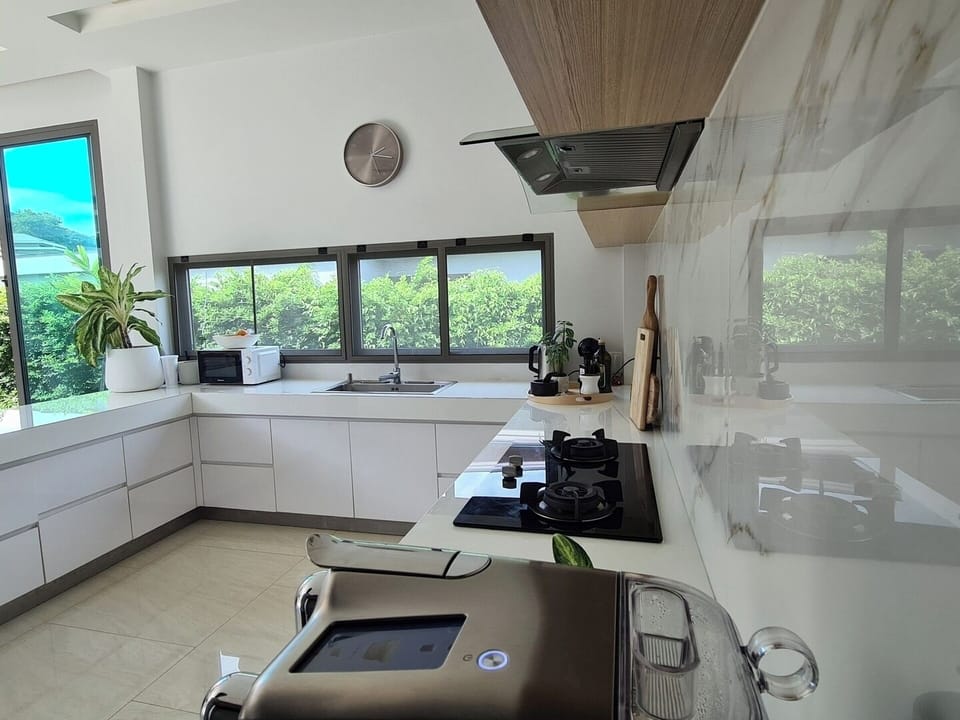 Open Kitchen area