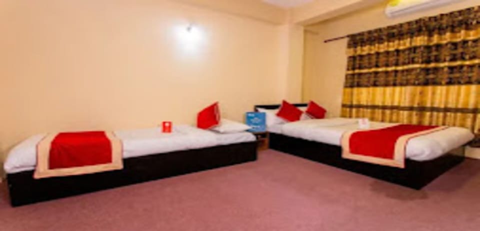Deluxe Double Room | Free WiFi, bed sheets
