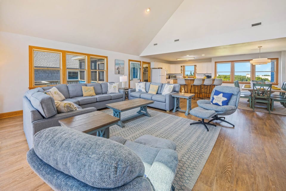 Surf or Sound Realty - 1129 - Sea Queen - Great Room -4