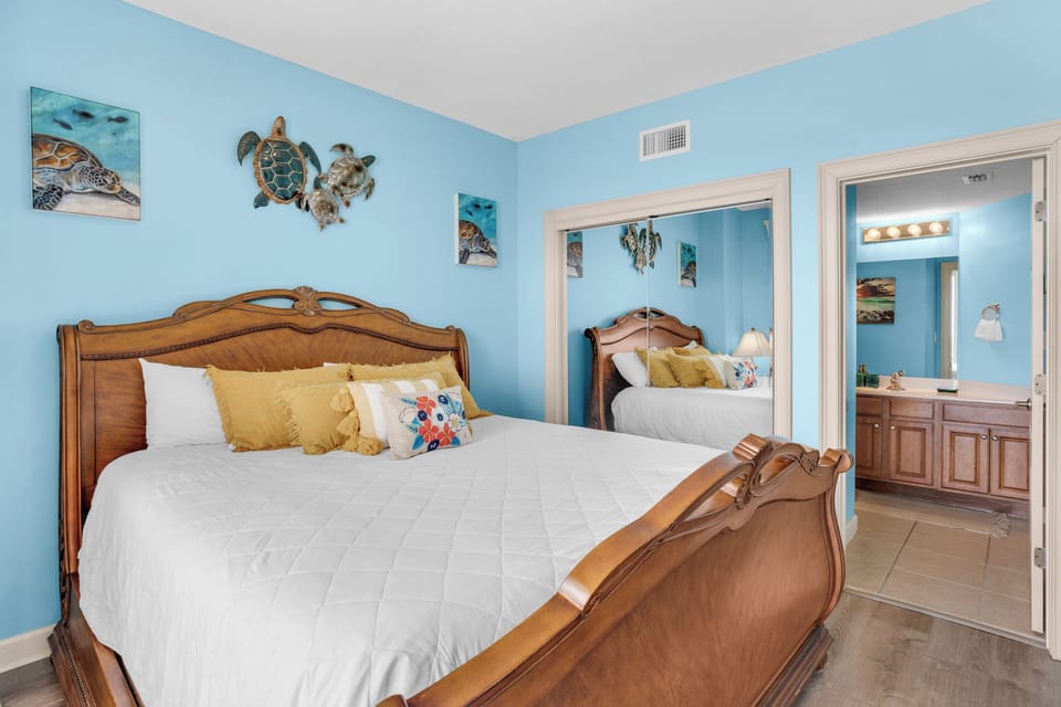 Guest bedroom