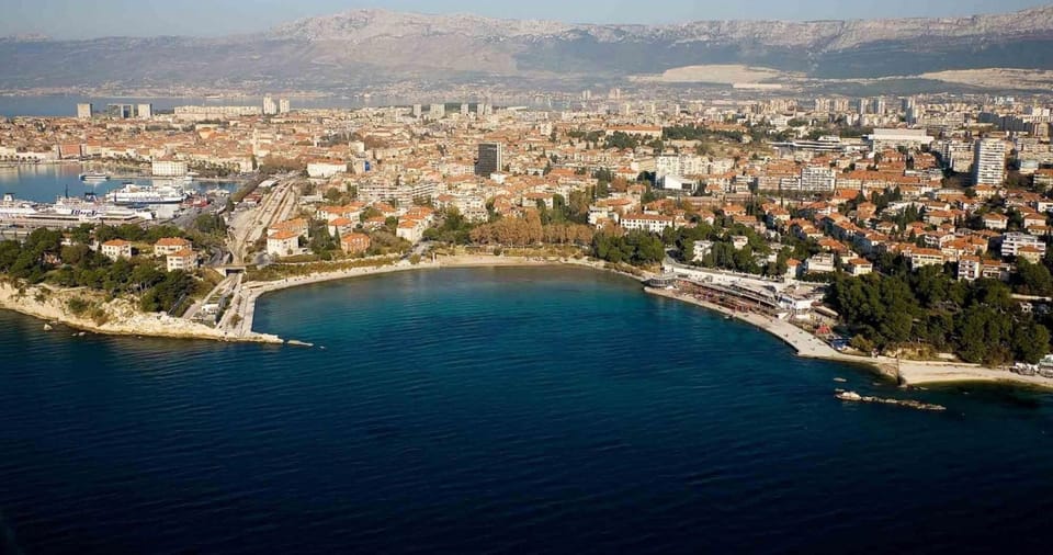 Bacvice beach, 8 min walking from the apartment