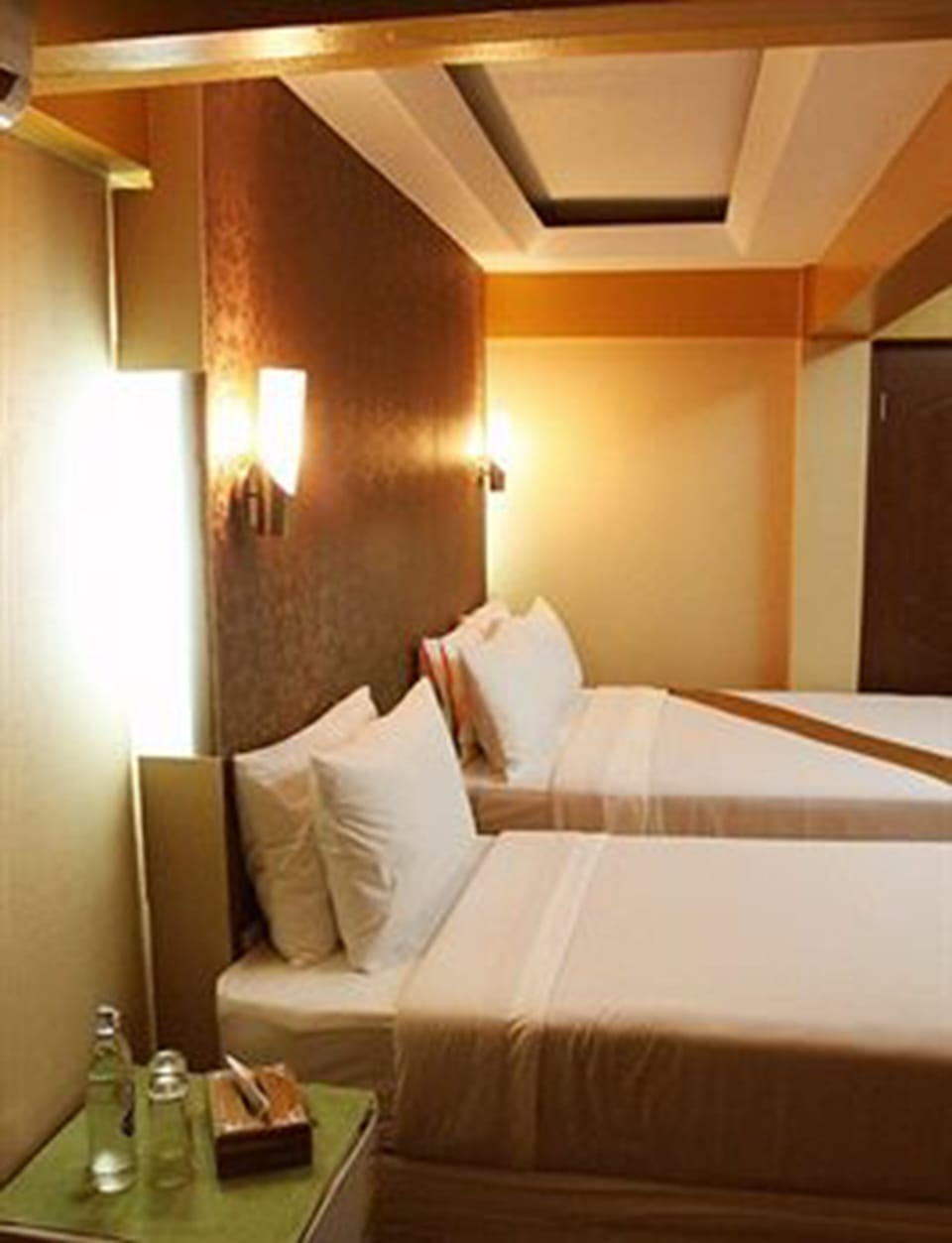In-room safe, desk, blackout drapes, free WiFi