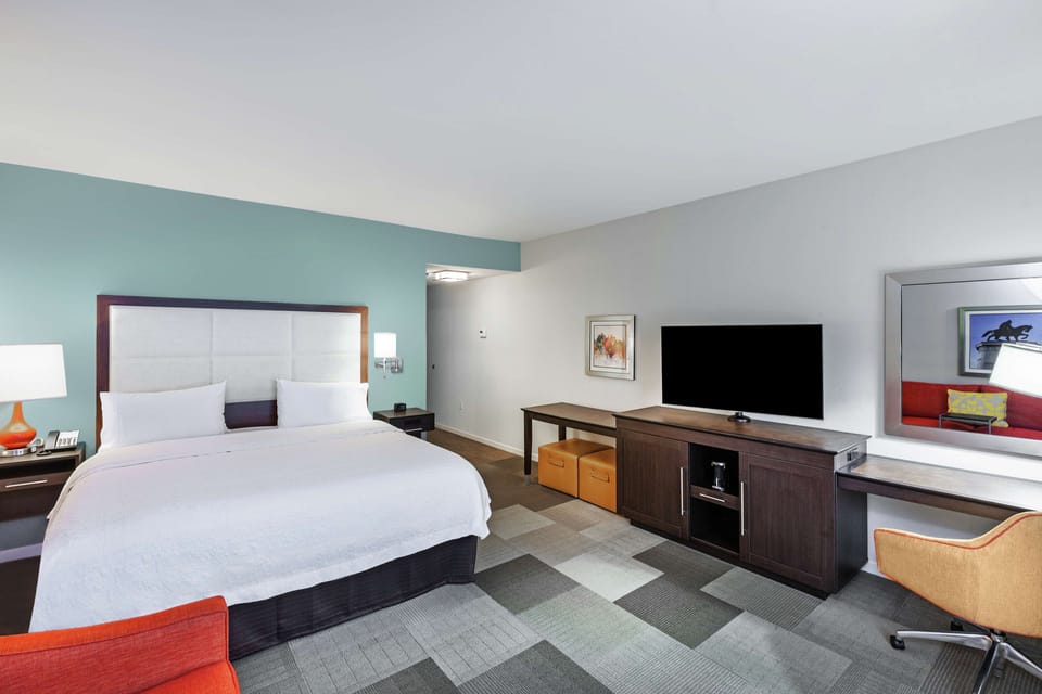 In-room safe, soundproofing, iron/ironing board, free cribs/infant beds