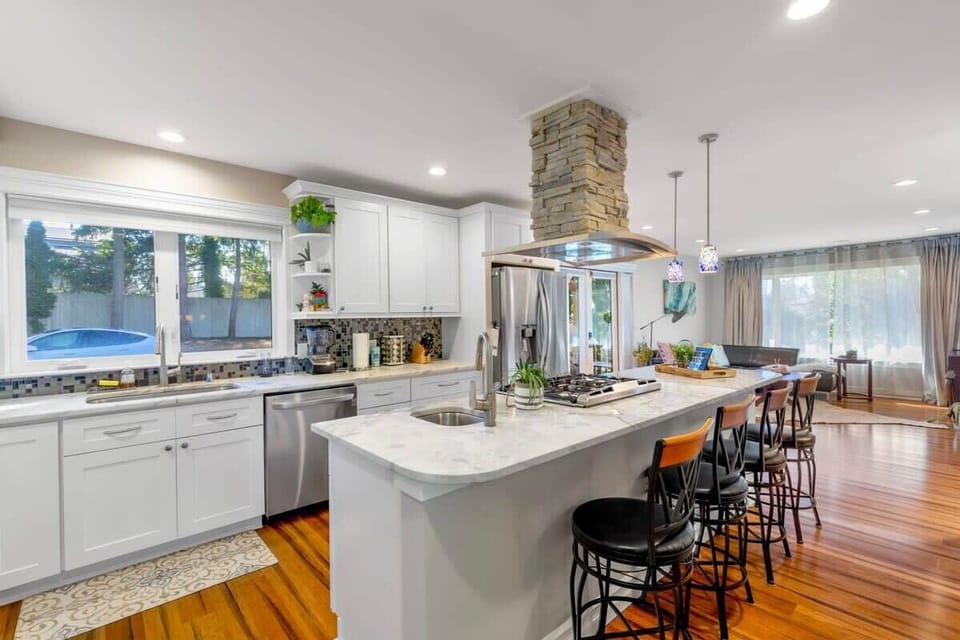 Well equipped kitchen with big island