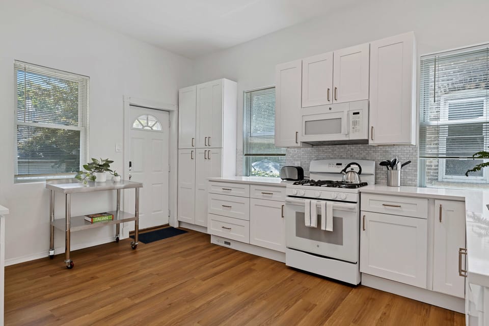 Indoors, Floor, Hardwood, Flooring, Kitchen
