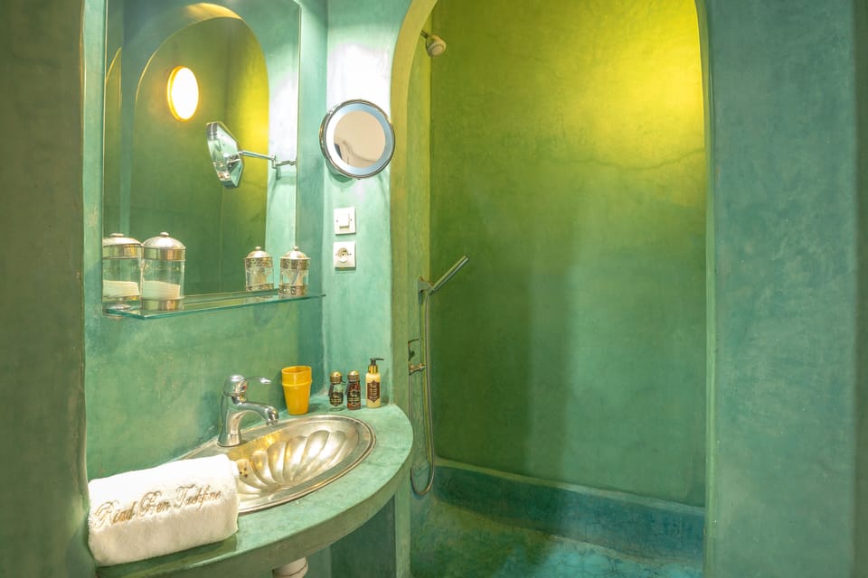 Basic Twin Room | Bathroom | Shower, rainfall showerhead, hair dryer, bathrobes
