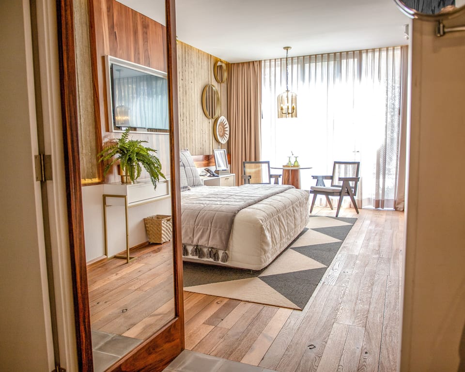 Deluxe Room, 1 King Bed, Resort View | 1 bedroom, premium bedding, minibar, in-room safe