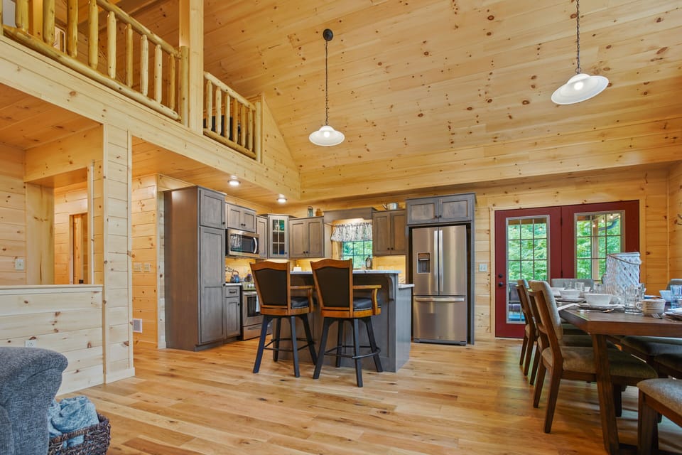 This kitchen island is the perfect breakfast spot!
