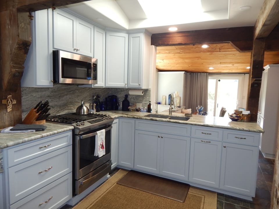 Kitchen with all the essentials, including a 
retractable sky light shade. 