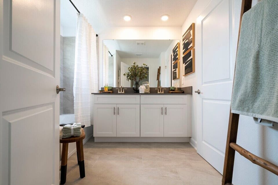 Unwind in the clean and comfortable bathroom