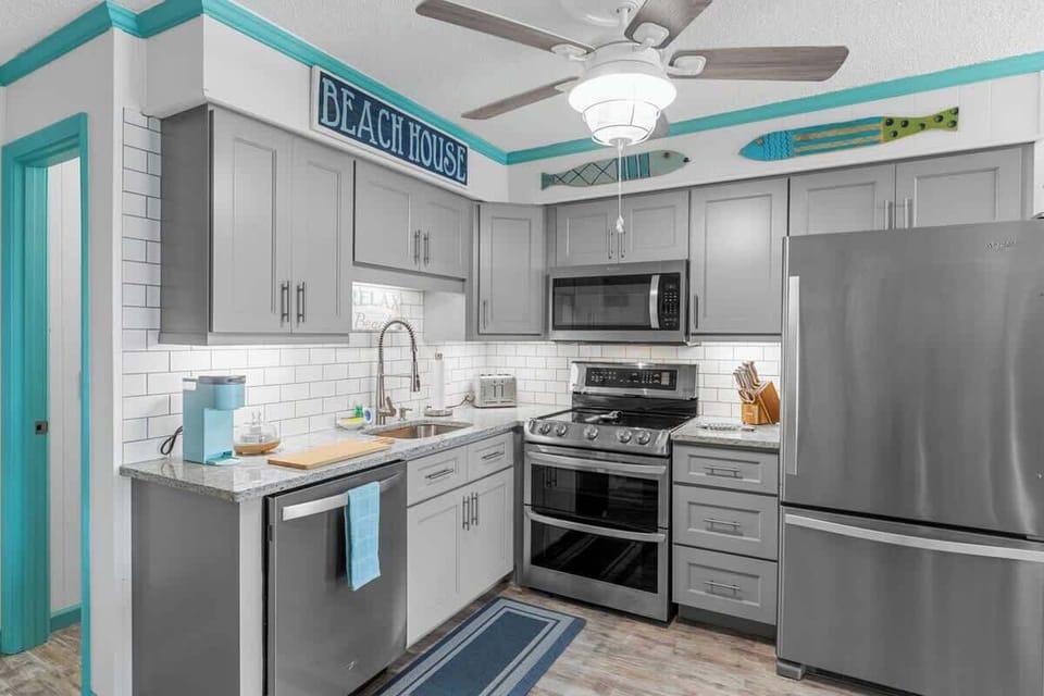 Fully Stocked Kitchen