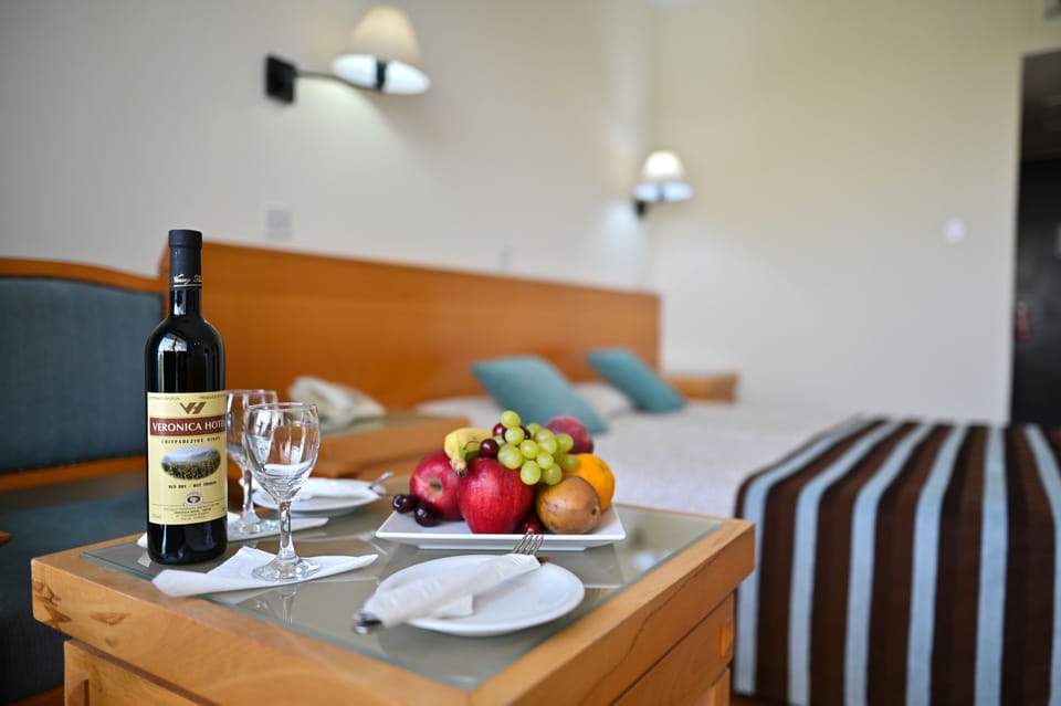 Double or Twin Room | In-room safe, WiFi (free), bed sheets