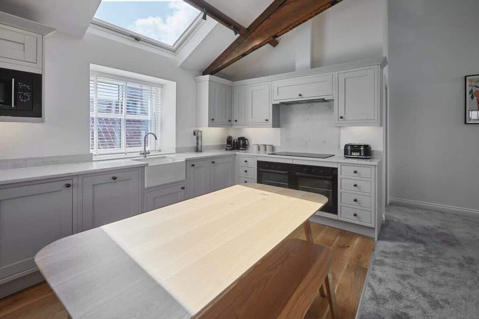 1 The Mount, Whitby - Host & Stay