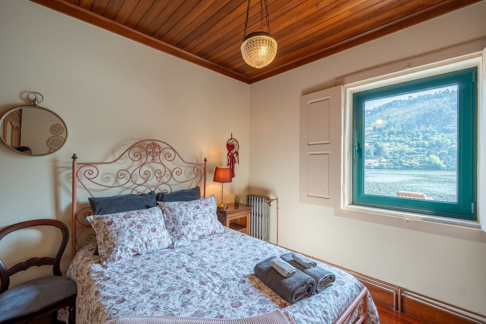 Villa | 3 bedrooms, individually decorated, individually furnished, desk