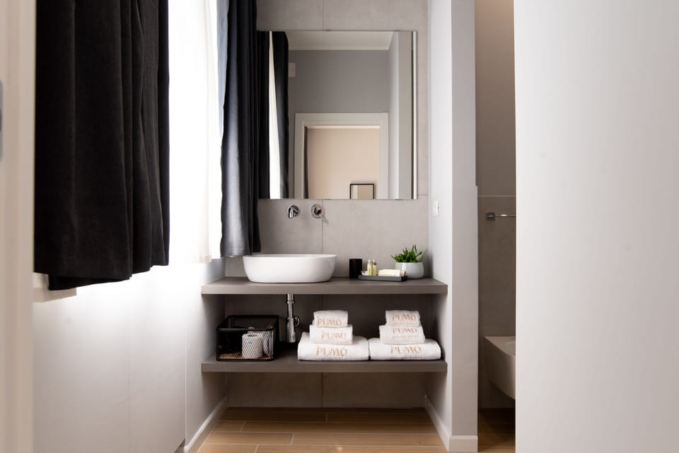 Superior Room | Bathroom | Shower, free toiletries, hair dryer, bathrobes