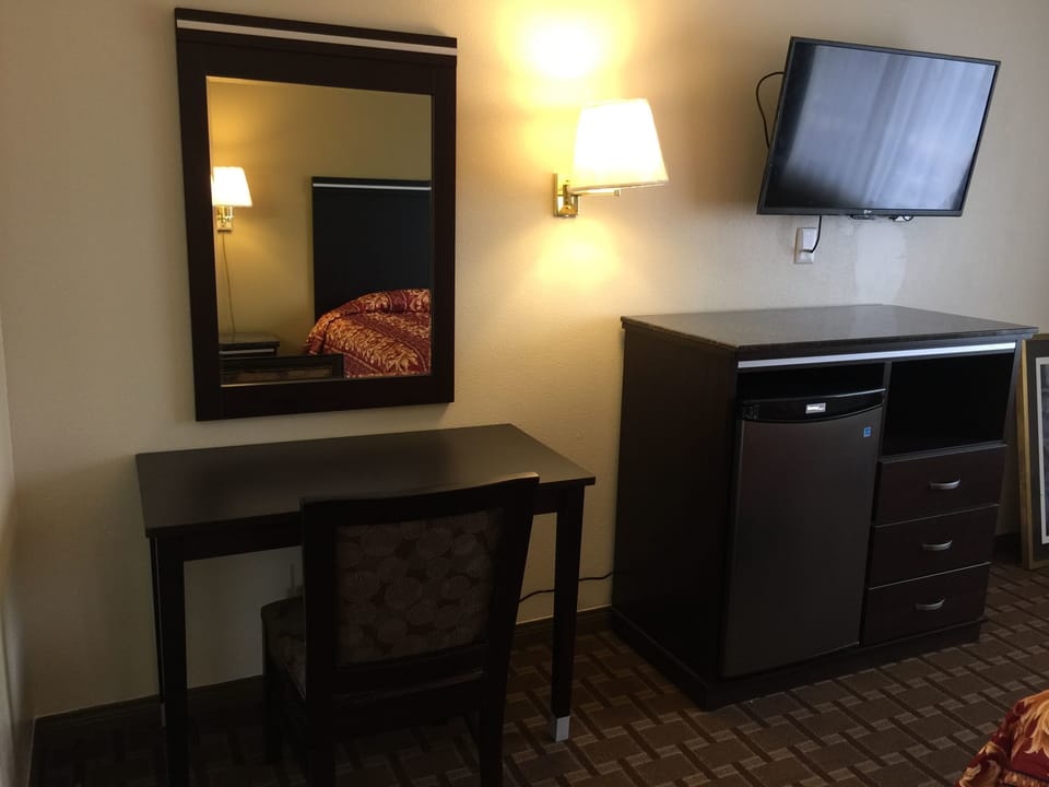 Room | Room amenity