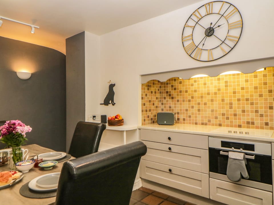Fridge, dishwasher, electric kettle, toaster