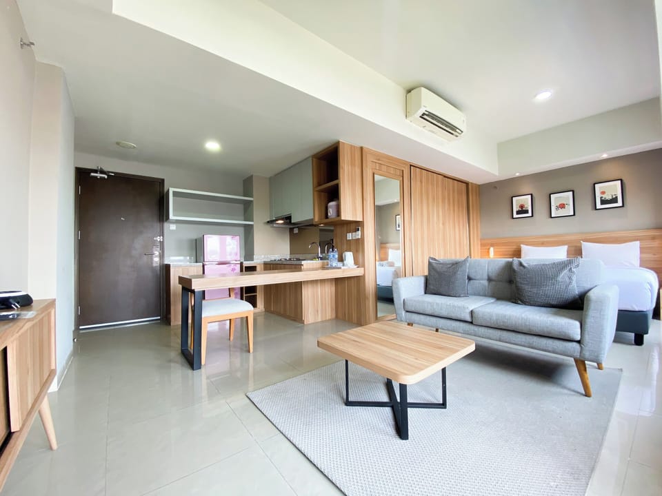 Deluxe Apartment | Living area