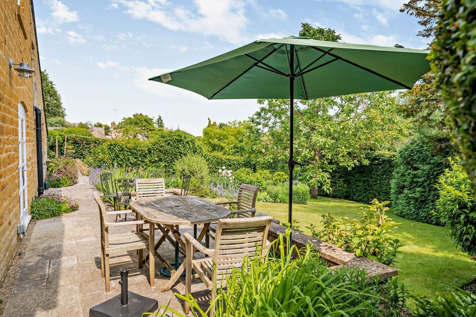 The Glen Garden - StayCotswold