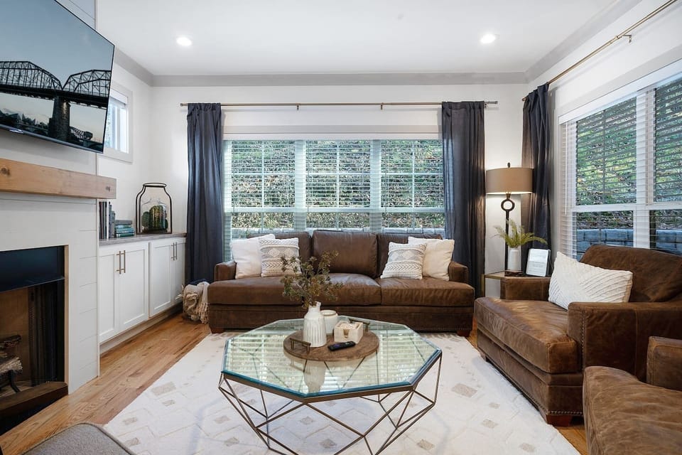 Welcome to our Northshore Coolidge Retreat! This newly built home was completed and furnished in the summer of 2021. We have high standards for every aspect of our rentals, because you deserve the best!