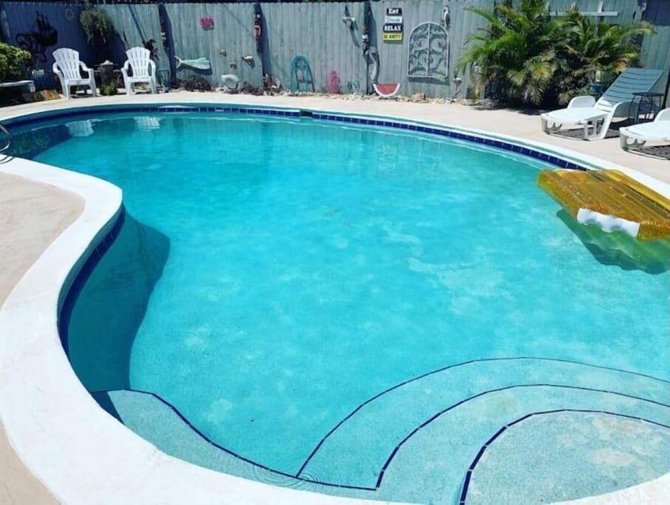 Large In Ground 6' Pool, in pool seat, stairs & ladder into, surrounding patio