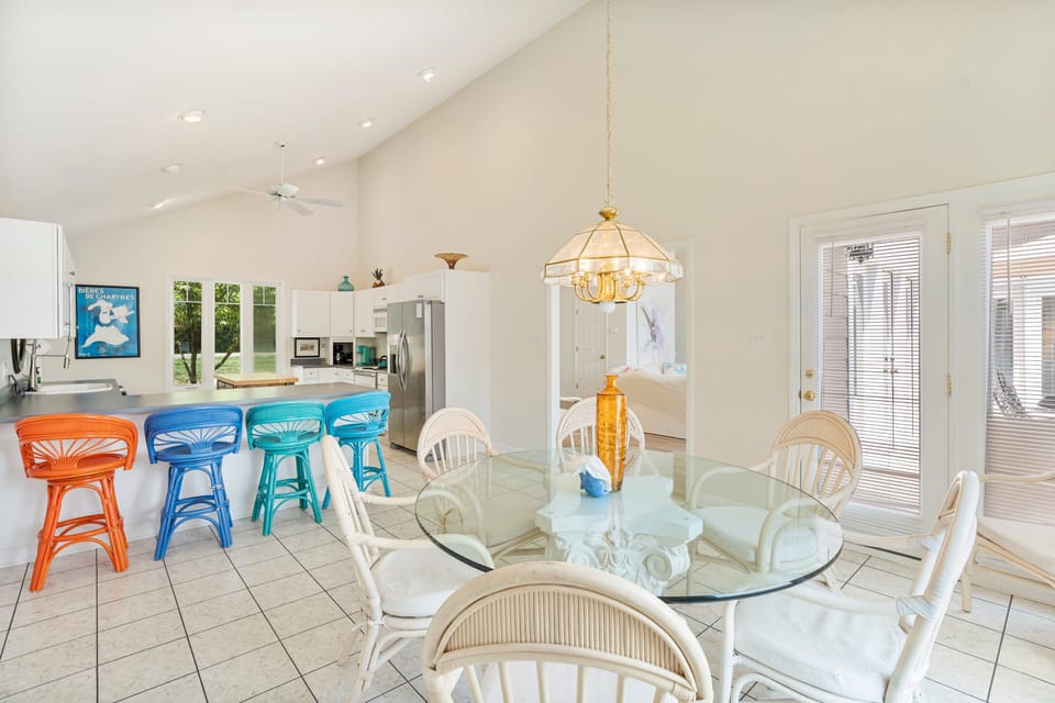 Dining area with seating for 6 plus kitchen counter seating for 4.