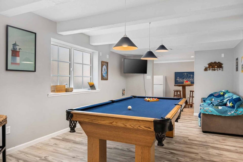 Find out who's the best pool player in your family with a championship tournament.