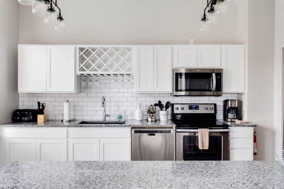 PalaceSuite401-7