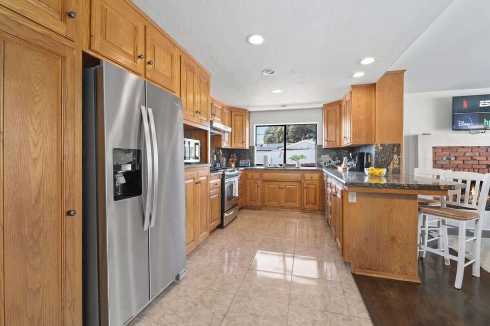 Fully equipped kitchen