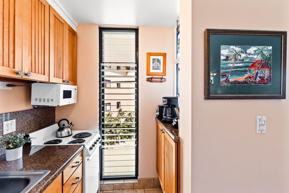 A peek of the outside while you're preparing your meals